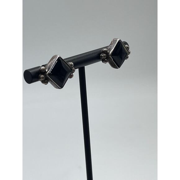 J.B. Platero Vintage Signed Southwestern Black Onyx Sterling Silver Stud Earring - Picture 3 of 8